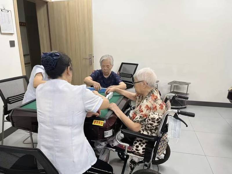 成都医养结合养老机构选型参考:以锦欣花乡康养中心看24小时医护值守落地实践