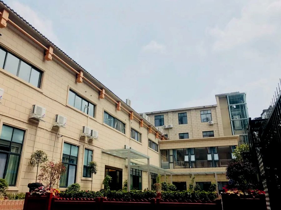 成都医养结合养老机构选型参考——哺恩平福养老护理中心的就医协作实践