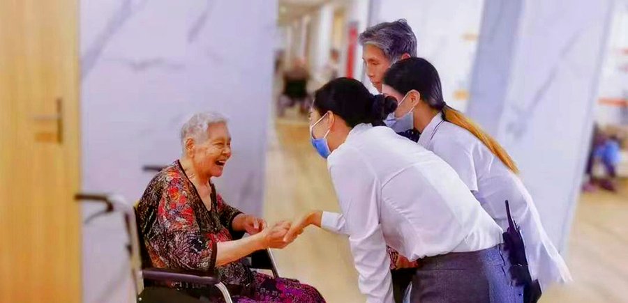 成都医养结合养老机构选型参考:以锦欣花乡康养中心看24小时医护值守落地实践