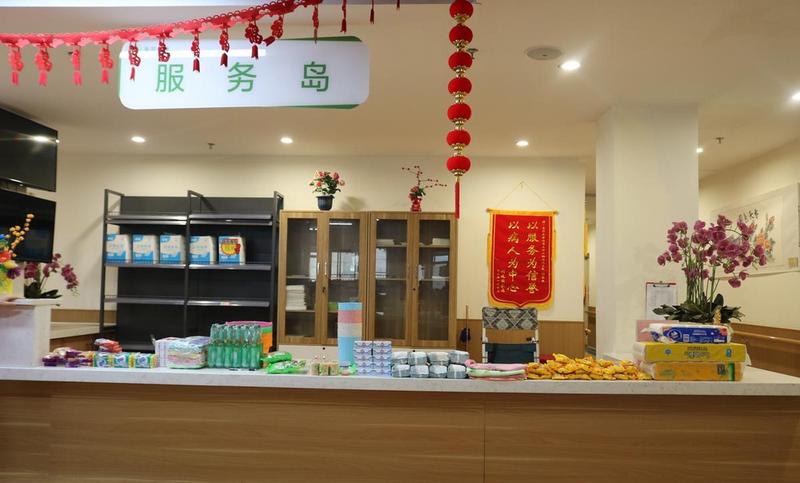 成都优护康养:老人出院后康复训练与康复师配置指南