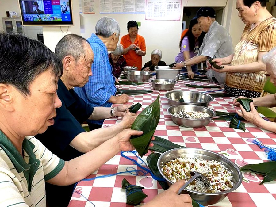 成都月费2500-5000元 失智照护机构适配选择指引 成都拾智养老