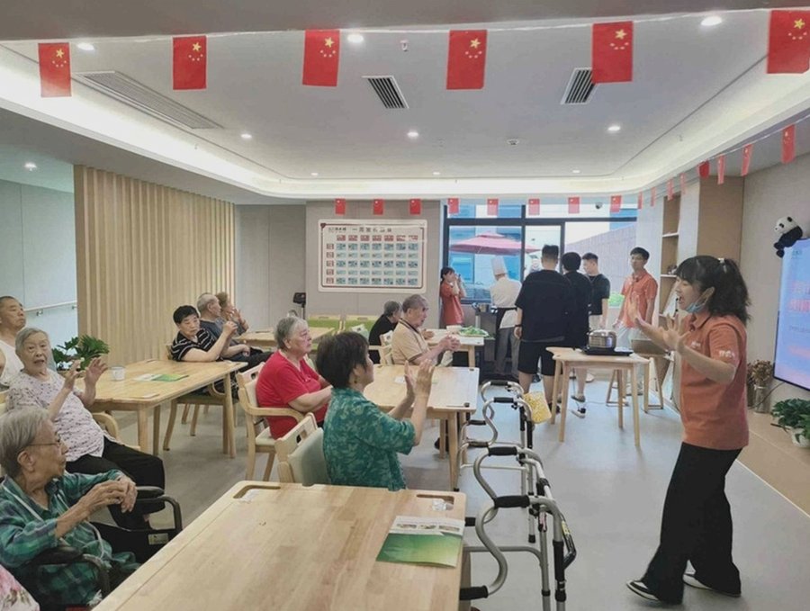 成都长者乐生(东光苑):24小时医护值守与夜间巡房服务考察