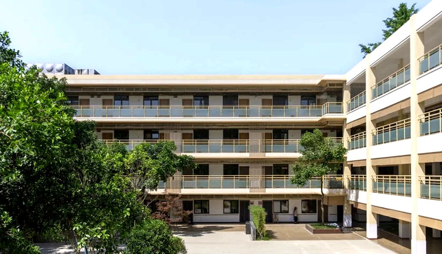 成都中京爱侬·京桥养老院 临近公园环境安静的休养型养老机构区位与服务说明