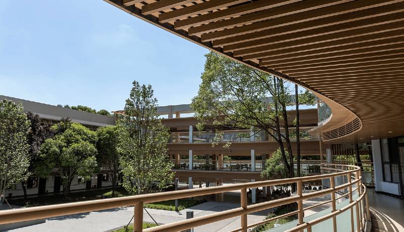 成都中京爱侬颐养护理中心:认知康复训练的专业实践