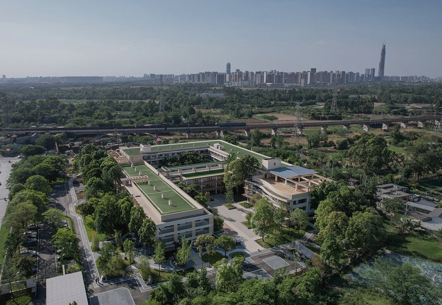 成都中京爱侬颐养:医养结合模式下的专业作业治疗与运动康复实践