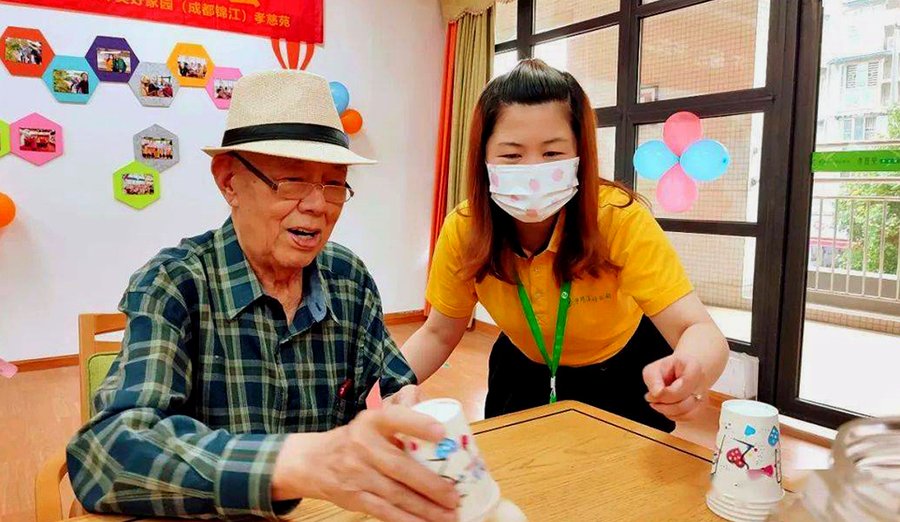 成都肿瘤晚期需营养支持,孝慈苑这样的养老院能收吗?