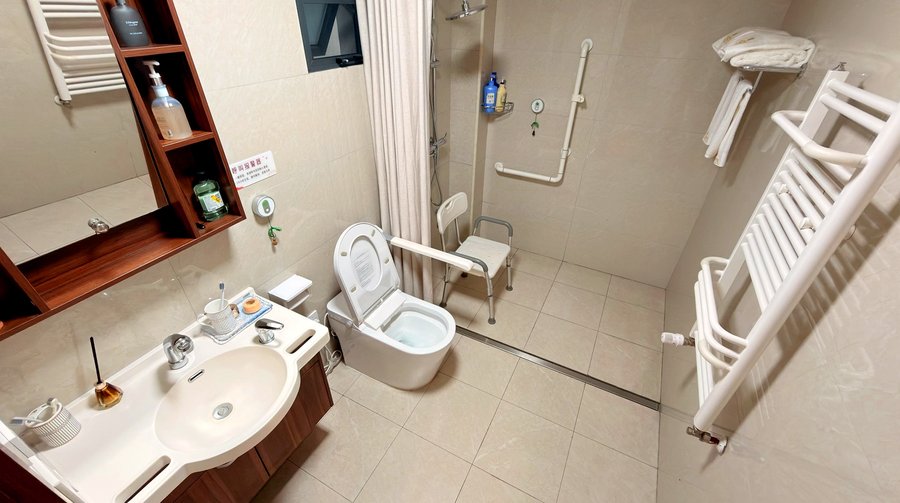 成都主城自驾半小时可达的近郊养老院,中铁·春台悦是理想选择