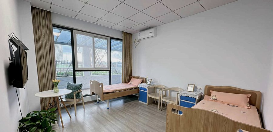 成都子阳润辉养老院:带胃管尿管的失能老人照护申请指南