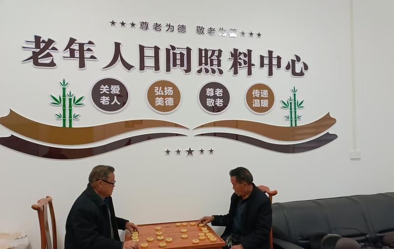 成华一环路北四段前锋康养日间照料中心探访:手工艺室日常与技能趣味赛落地实况