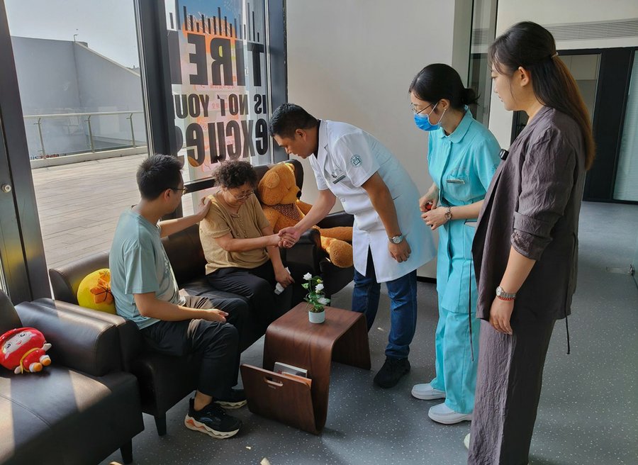 椿萱茂(成都南三环)老年公寓——成都卧床老人家庭可以参考的养老照护之选