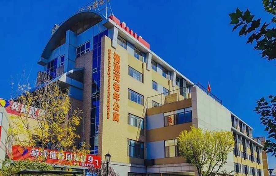 椿萱茂(成都中环北)老年公寓:成华区卧床带管长者专业照护参考