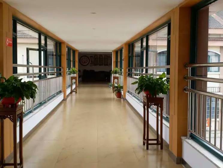 国色天乡旁天乡社区养老中心参考:温江万春片区养老机构适配指南