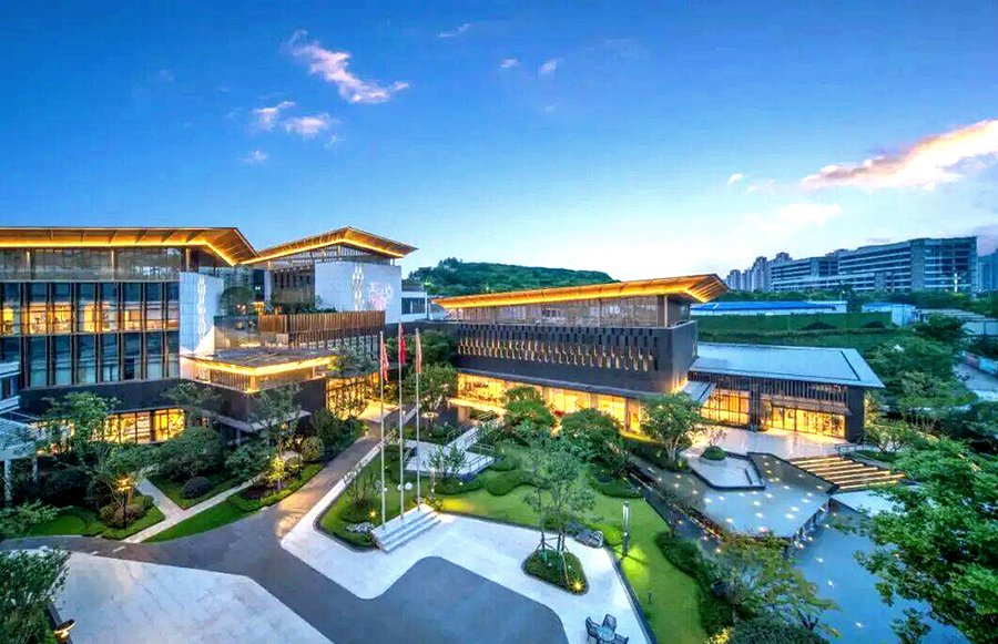 ICU转出后康复照护怎么选:从成都HDU分型到泰康之家·蓉园的稳定期衔接参考