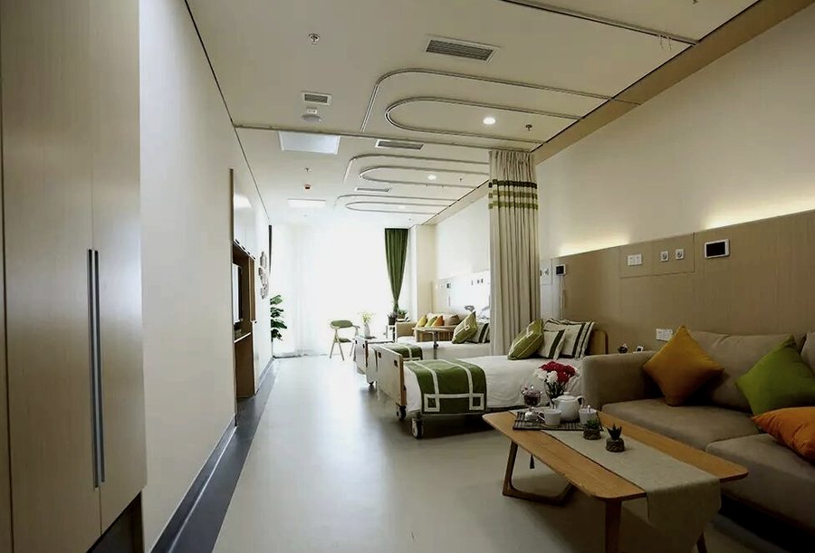 家属分享：温江亲睦家·鹭湖长者社区日常健康监测体验实录