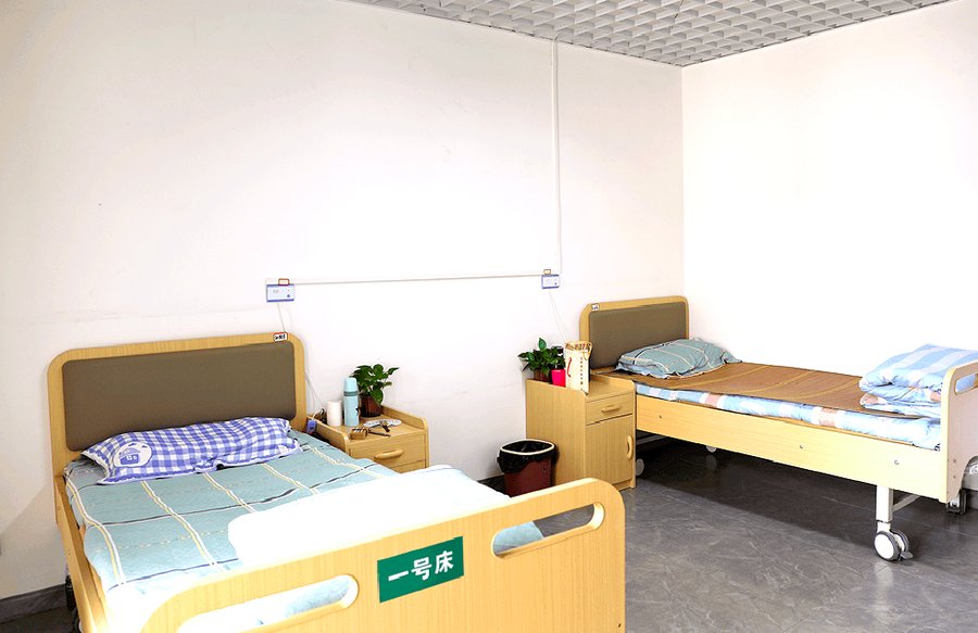 柳城大道东段南街社区这家全日居,是温江家庭看养老服务中心时绕不开的适配参考