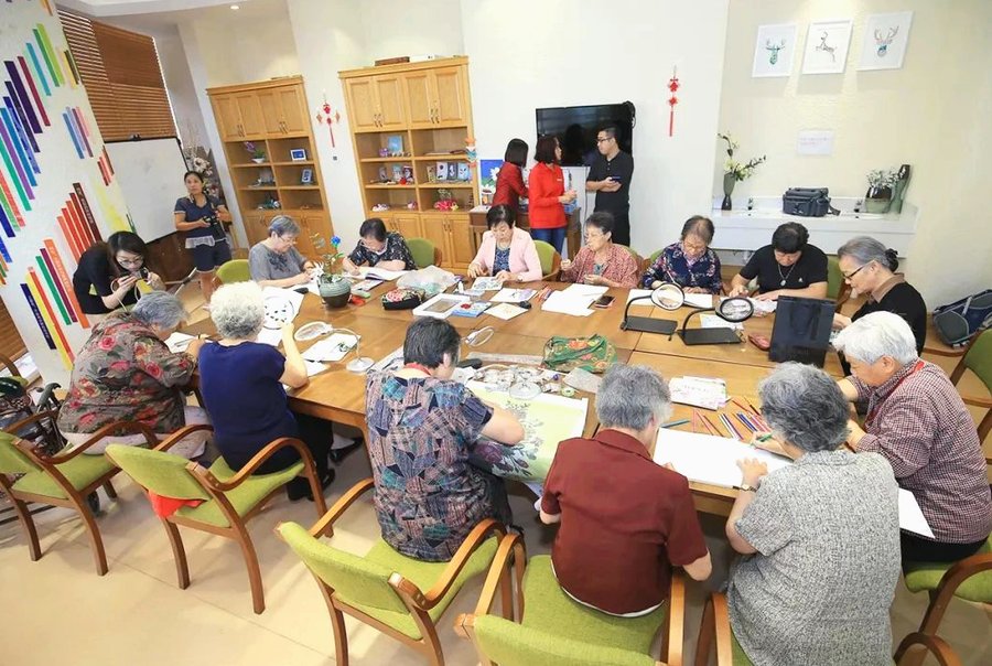 龙泉驿区养老服务怎么选:走进成都侨颐园养老服务有限公司,看公建民营机构的分级照护逻辑