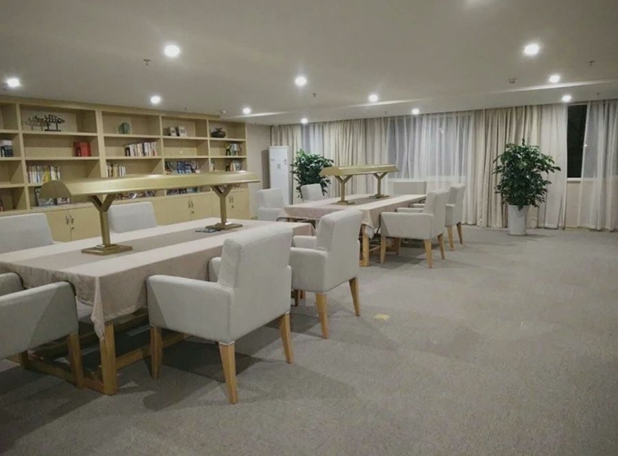 亲睦家温江康养机构房型参考:单人间与独立卫浴适老化配置解析