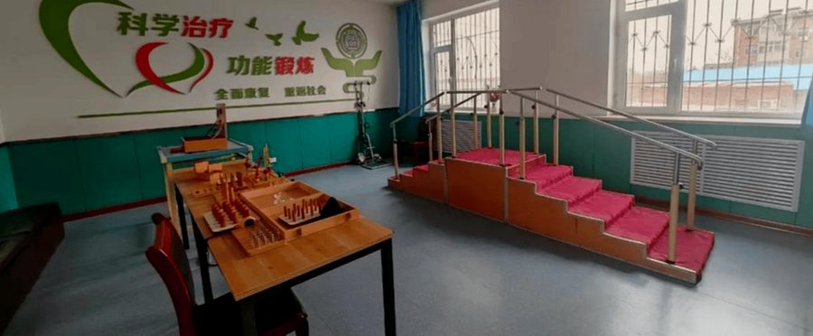 如何判断适合半失能老人的养老院?锦江区德仁堂医养中心照护指南