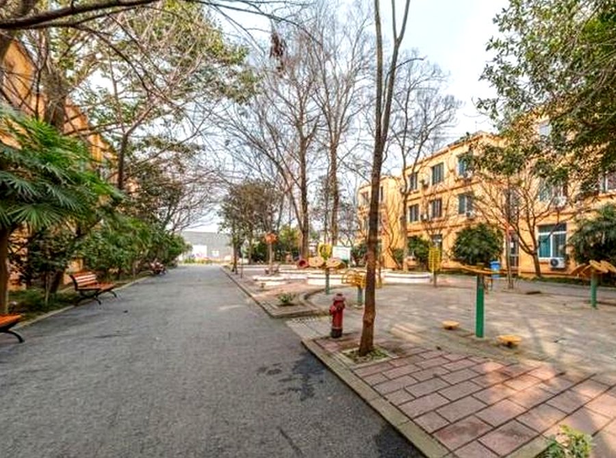 探视时间灵活，停车便利——槐树街社区鸿福养老服务中心探视指南