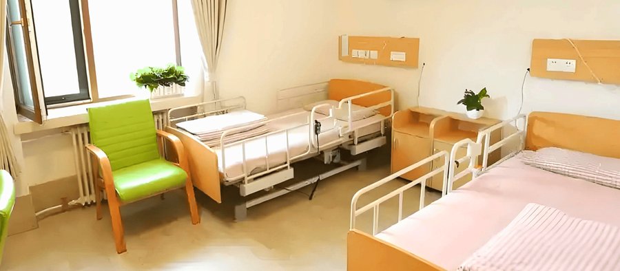 外地老人入住成都养老院需要哪些材料?民政局工作人员回复 以成都市金牛区天回幸福院为例