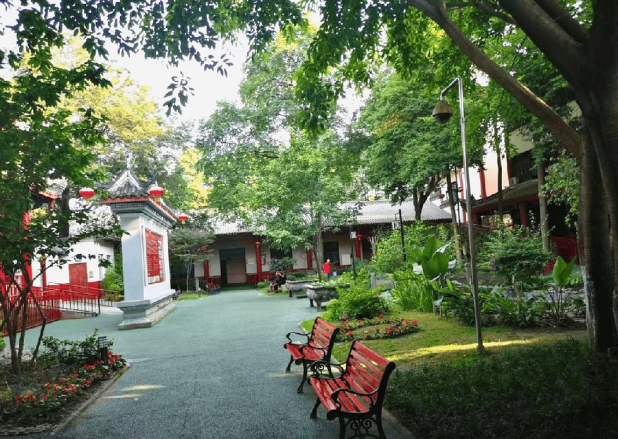 温江区养老院居住条件观察:星瑞寿而康养老院的房间配置与卫浴设施现状