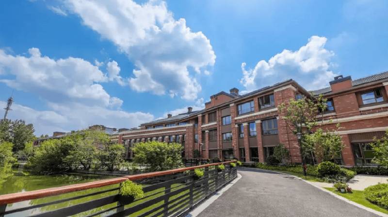 温江失能长辈照护适配参考：以太保家园成都国际颐养社区为例