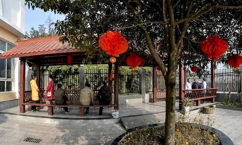 武侯区脑梗或骨折术后老人，为何选择成都佳音康复养老中心
