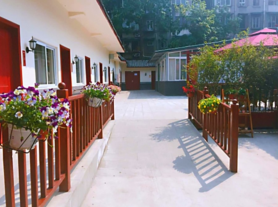 武侯区养老探访:成都泰邦健康长者公寓,毗邻江安河生态公园的医养结合选择