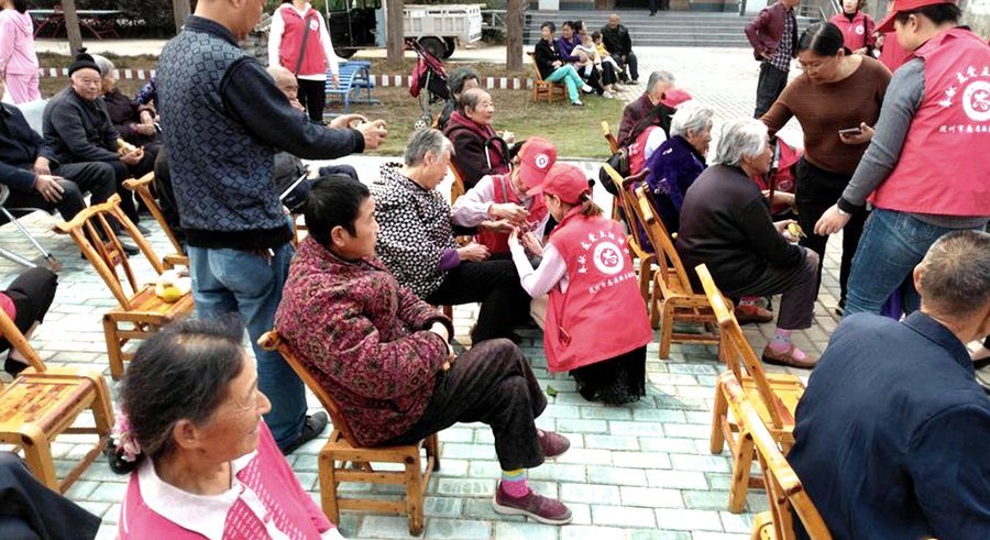 新津区三春晖养老院业务范围说明:心理疏导与精神慰藉服务介绍