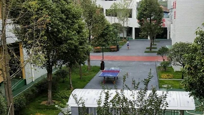 异地及港澳台户籍长者入住新都四川华庭颐养中心:材料清单与办理流程指南