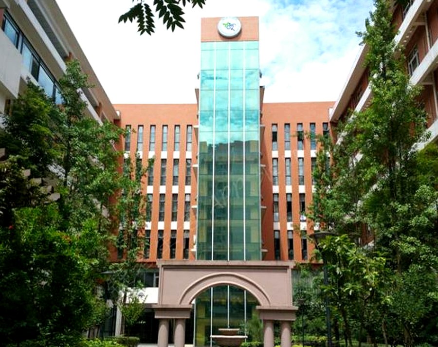 在成都为父母选养老院,交通便利与健康守护怎样两全?——以成都市第二社会福利院为例