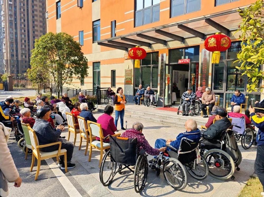 成都瑞小满天回镇街道社区养老综合体实景图3