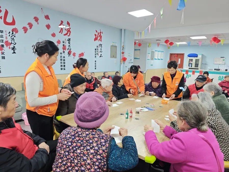 成都市锦江区暖巢人家照料护理中心院内环境实拍