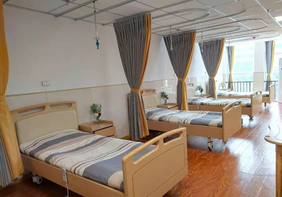 成都市新都区红星康辽新军社区养老服务站(养老院)院内环境实拍
